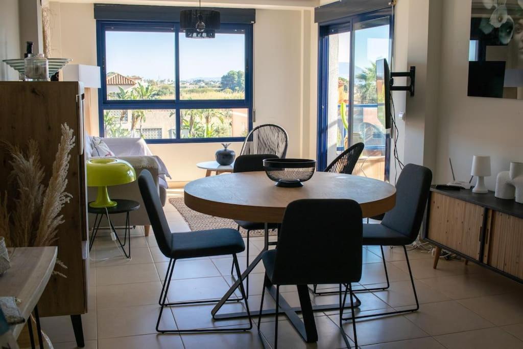 Coqueto Apartamento Con Vistas Al Mar Denia Kültér fotó