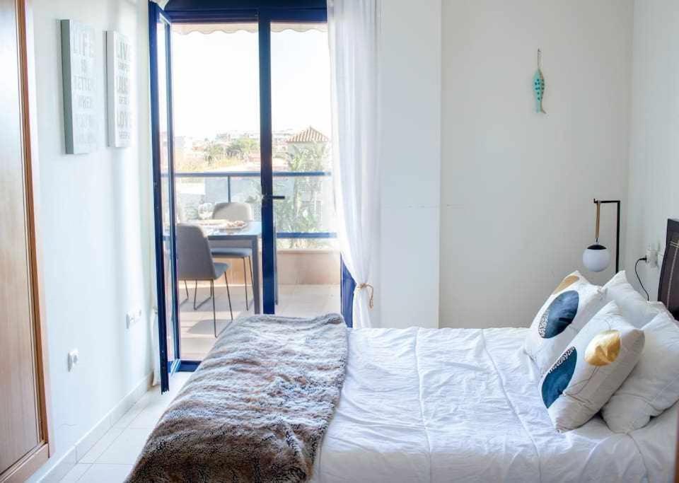 Coqueto Apartamento Con Vistas Al Mar Denia Kültér fotó